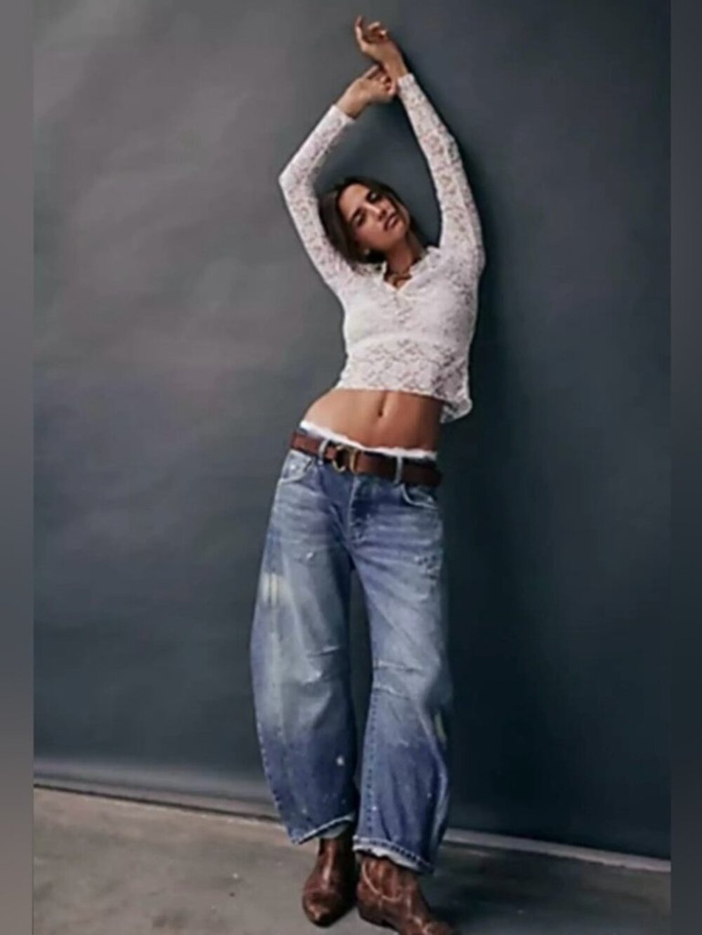 Free People Good Luck Mid-Rise Barrel Jeans - Rare discontinued wash 100 Years! - Picture 7 of 10